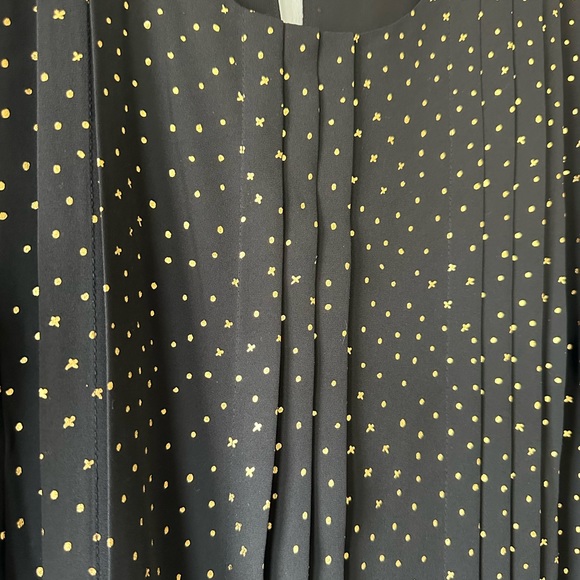 Black and Metallic Gold Dotted Blouse, size 3XL, Ava and Viv brand, NWOT - Picture 2 of 9
